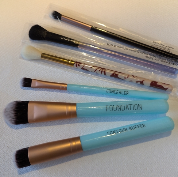 Lot Brushes - Picture 5 of 10